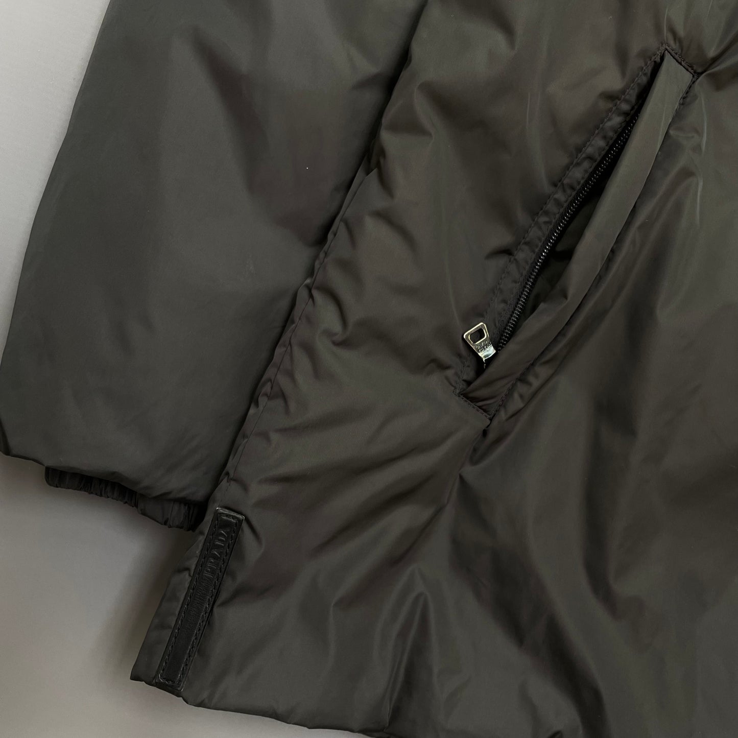 Prada Sport Charcoal Grey 2007 Padded Nylon Hooded Parka Jacket