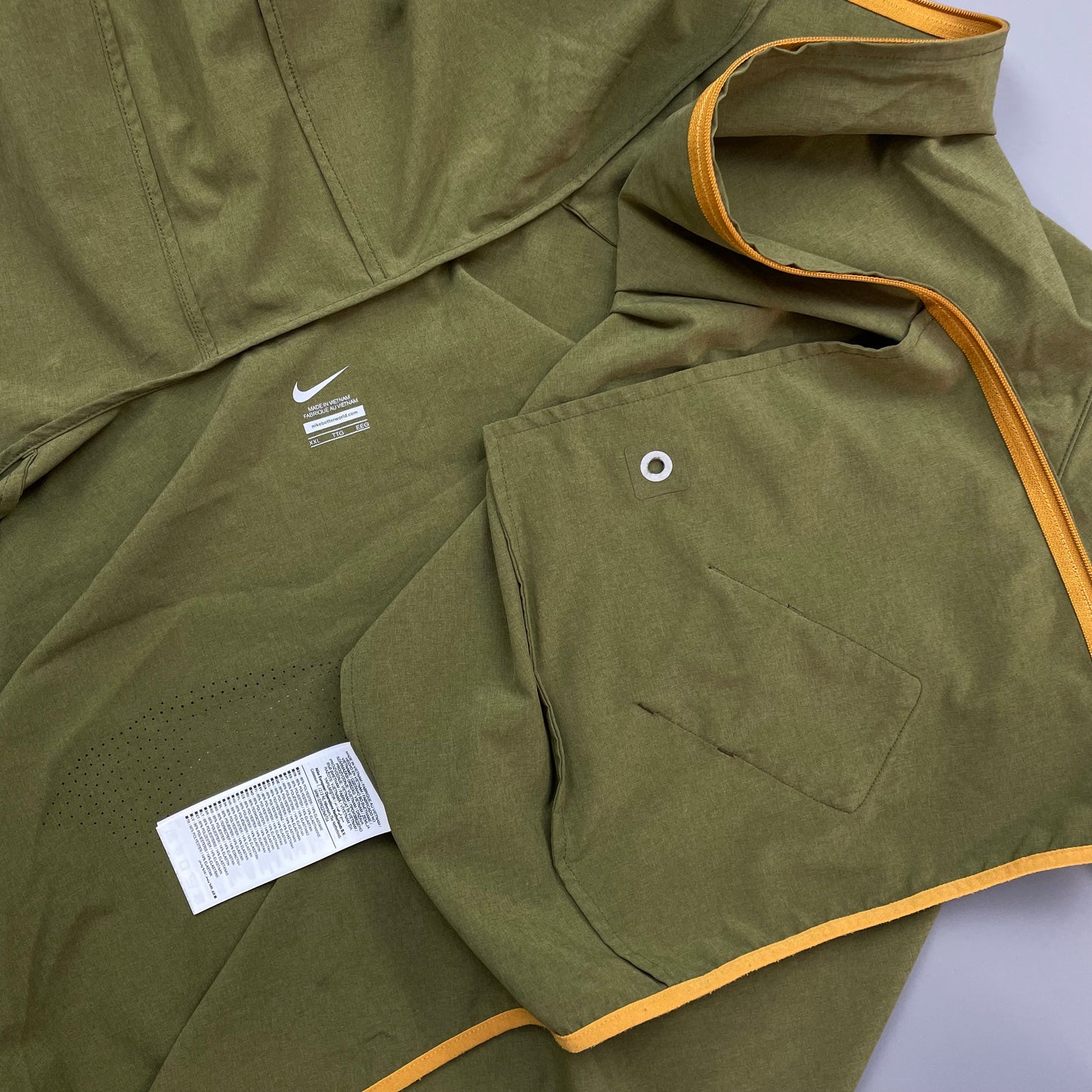 Nike Gyakusou Green Reverse Running Club Lightweight Hooded Windbreaker Jacket