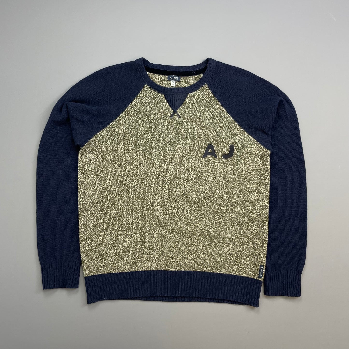 Armani Beige & Navy 00s Raglan Sleeve Wool Knit Jumper