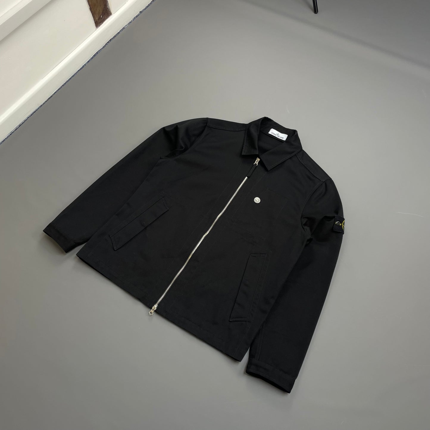 Stone Island Black SS22 Workwear R-Garbadine 3/1 Zip-Through Jacket