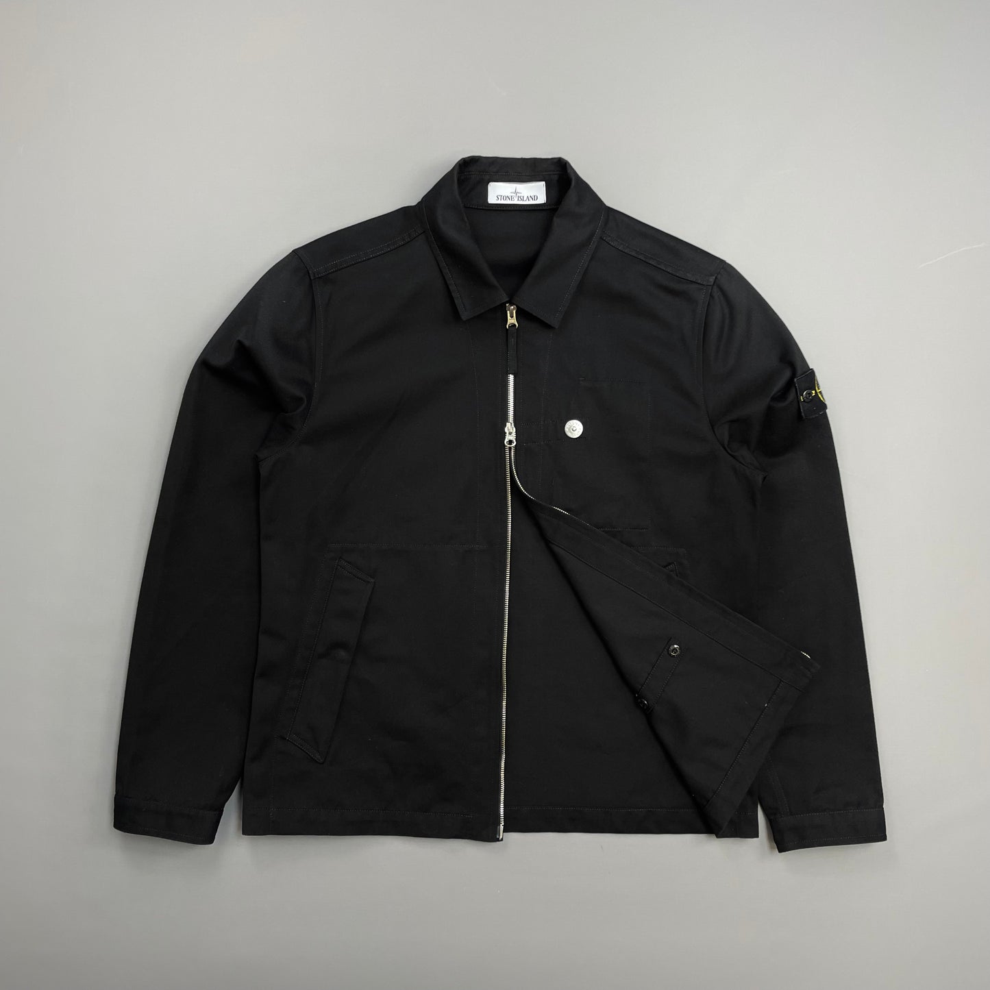 Stone Island Black SS22 Workwear R-Garbadine 3/1 Zip-Through Jacket