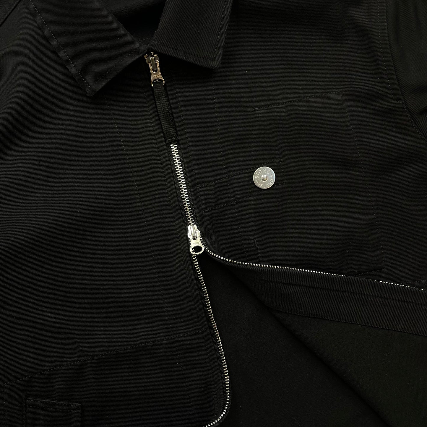 Stone Island Black SS22 Workwear R-Garbadine 3/1 Zip-Through Jacket