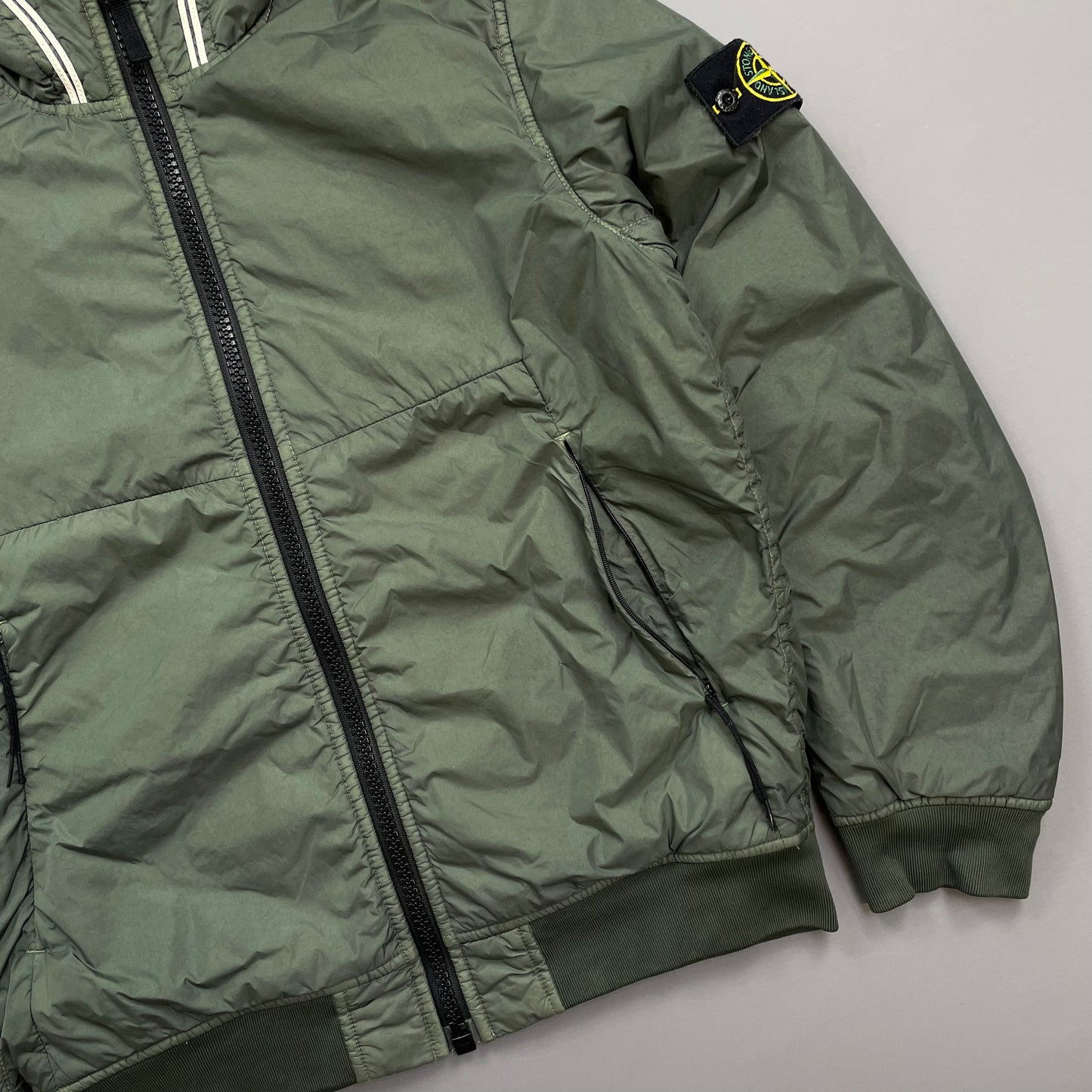 Stone Island Green AW20 Two-Tone Garment Dyed Crinkle Reps w/ Primaloft Hooded Jacket
