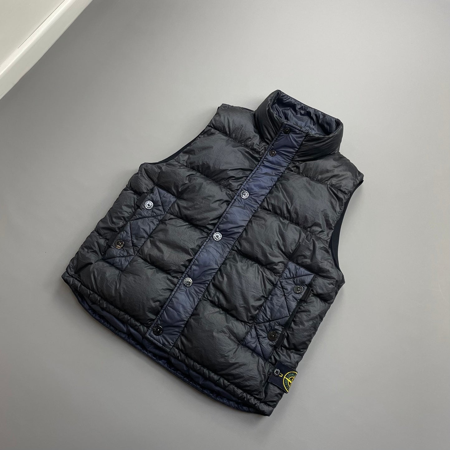 Stone Island Navy & Black AW11 Two-Tone Nylon Garment Dyed 26GR X SQM Down Filled Gilet Vest