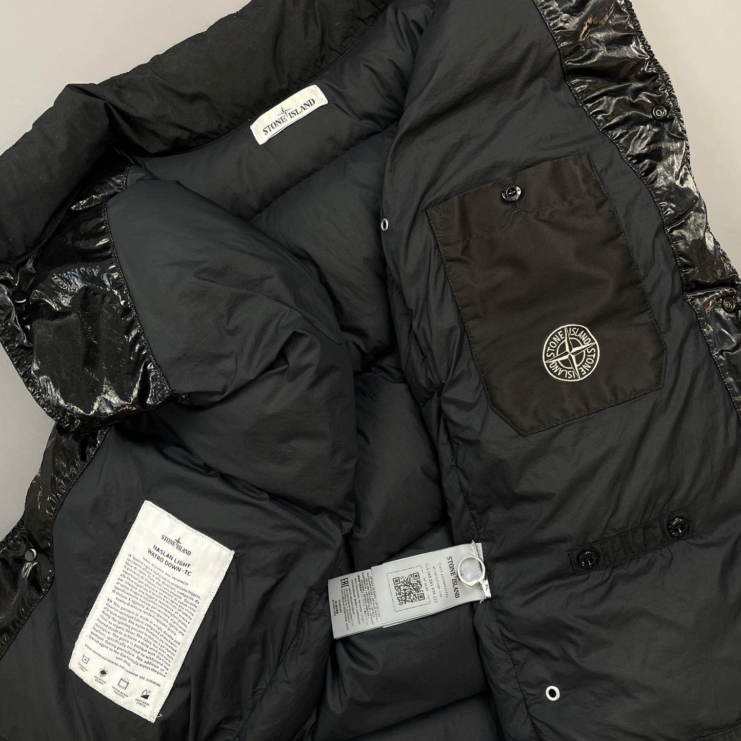 Stone Island Black AW21 Naslan Light Watro Down TC Puffer Gilet Vest