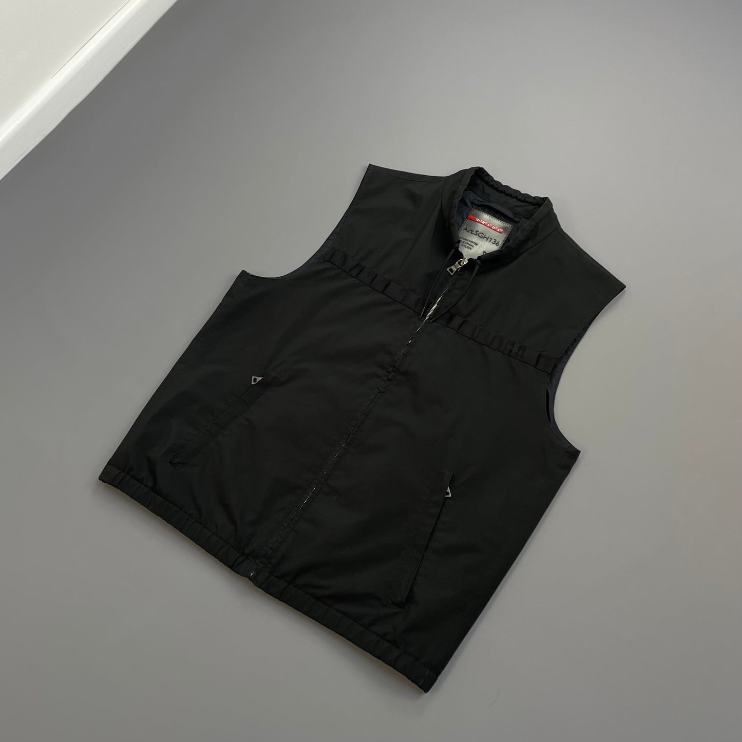 Prada Sport Black 2009 Windstopper Toggle-Collar Gilet Vest