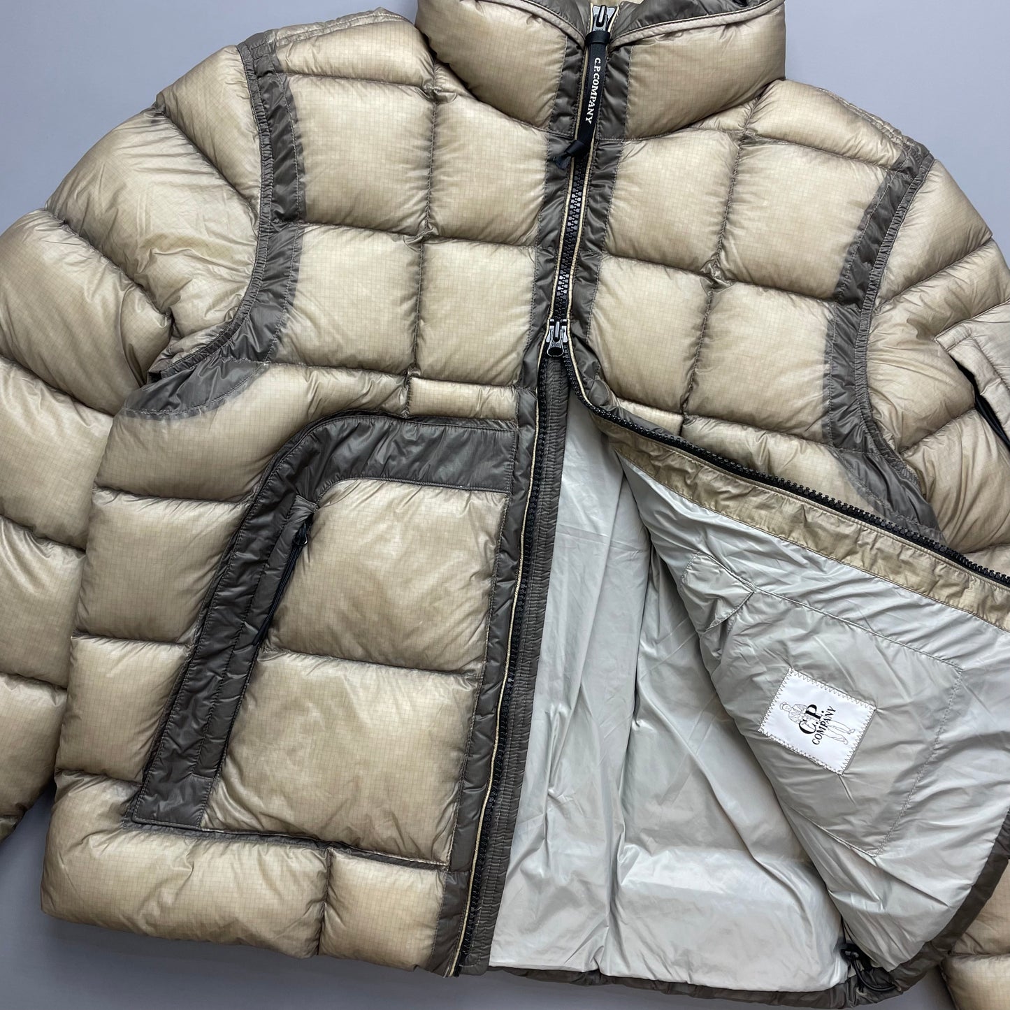 C.P. Company DD Shell Concealed Hood Short Down Puffer Jacket BNWT