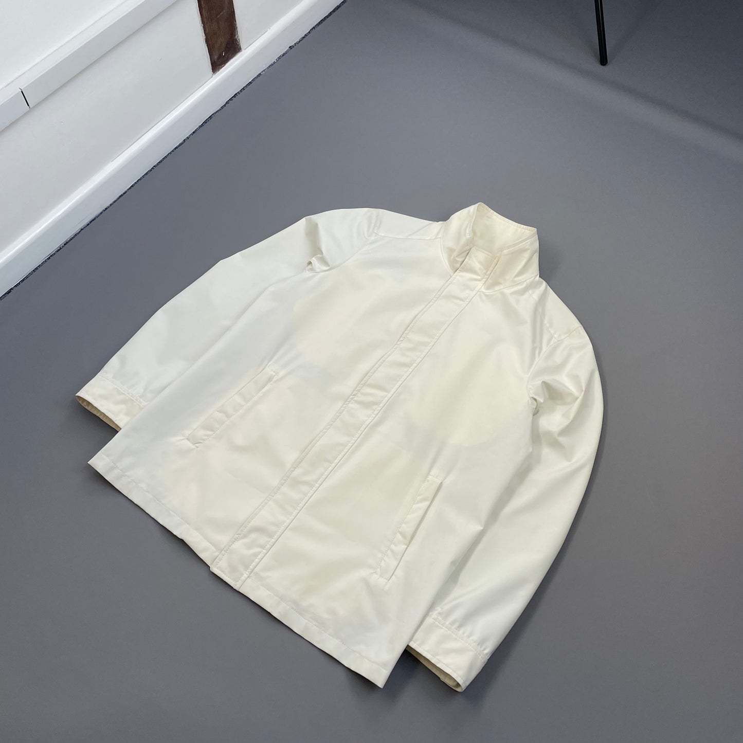 Prada Sport White 2006 Zip-Through Windbreaker Mac Jacket