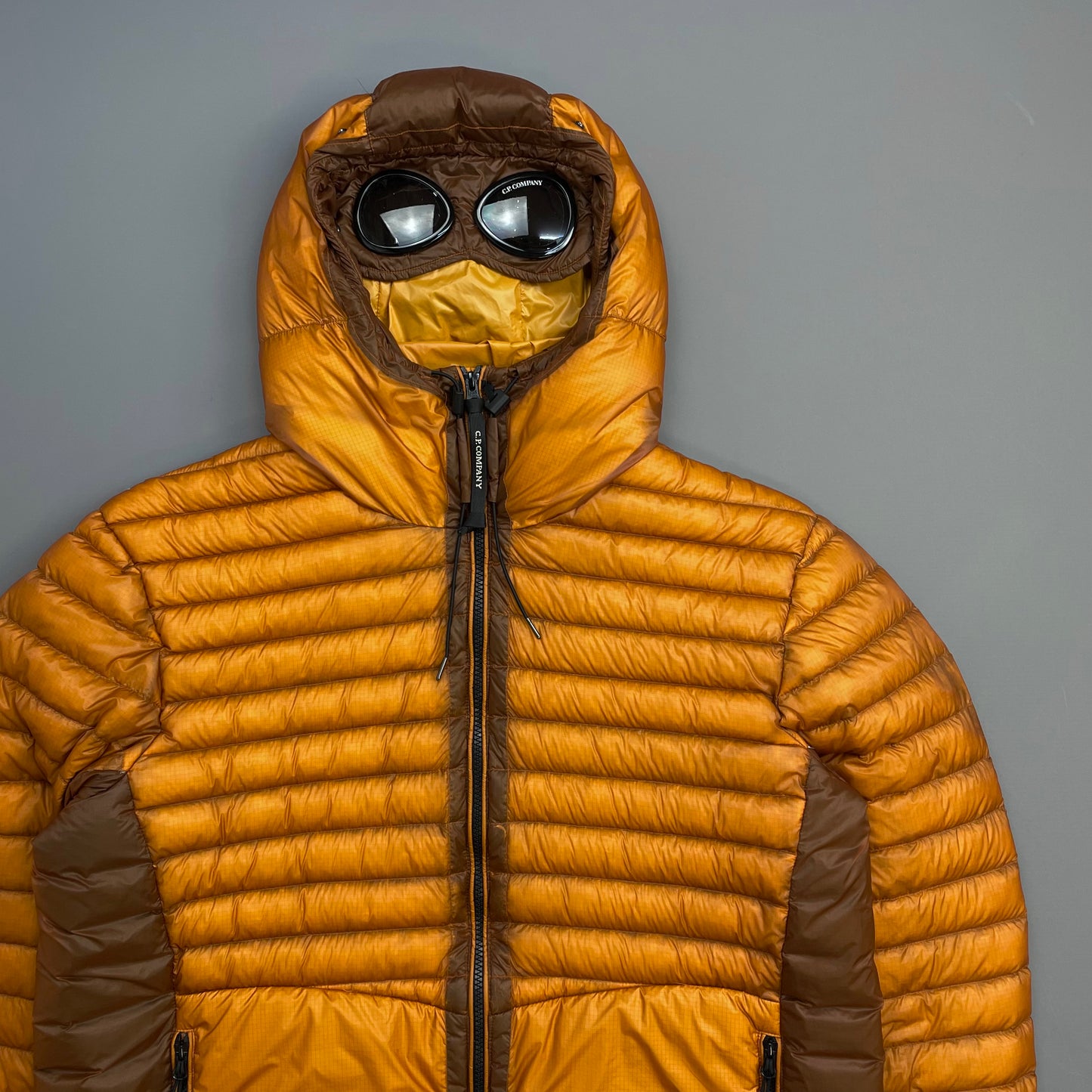 C.P. Company Orange AW24 DD Shell Goggle Down Puffer Jacket