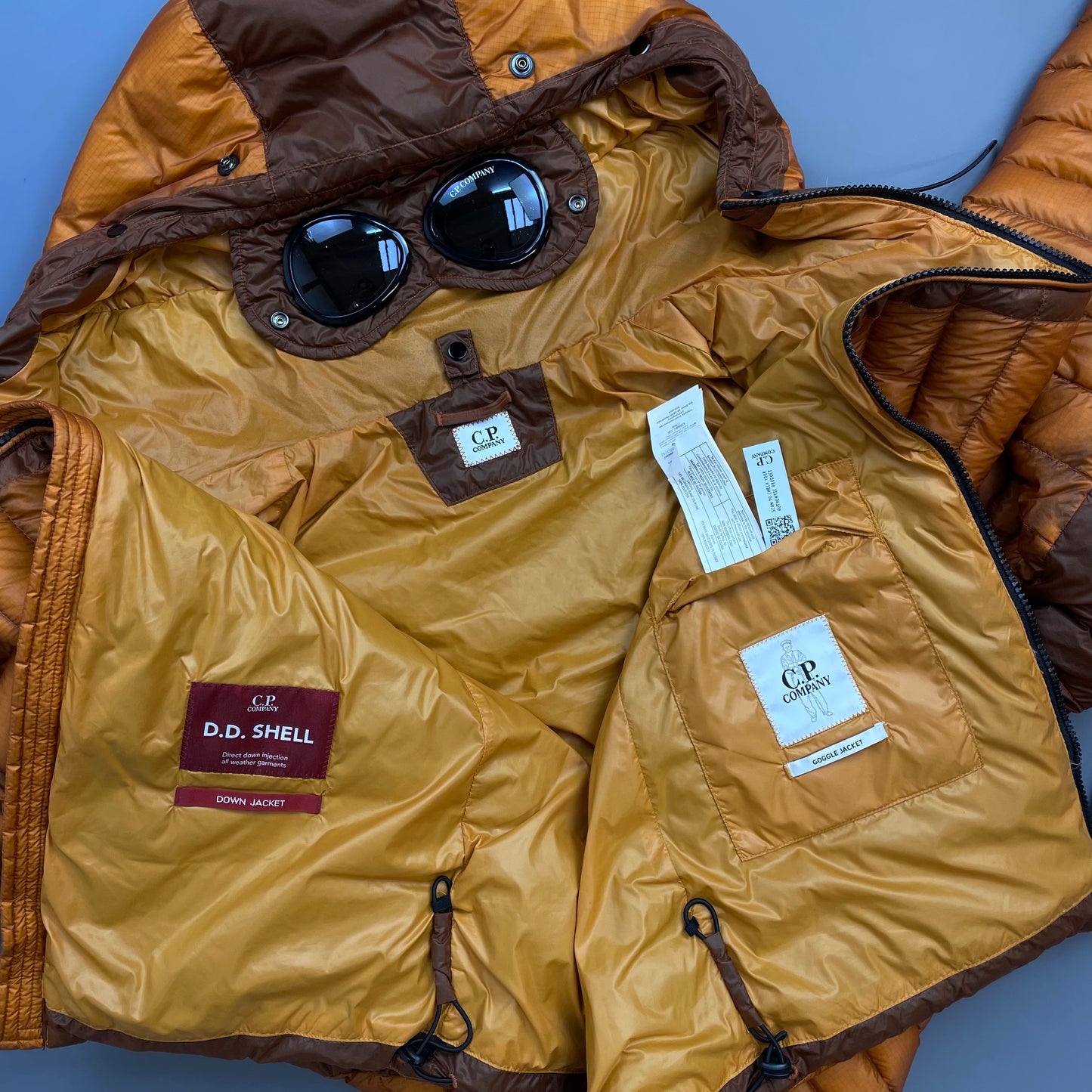 C.P. Company Orange AW24 DD Shell Goggle Down Puffer Jacket