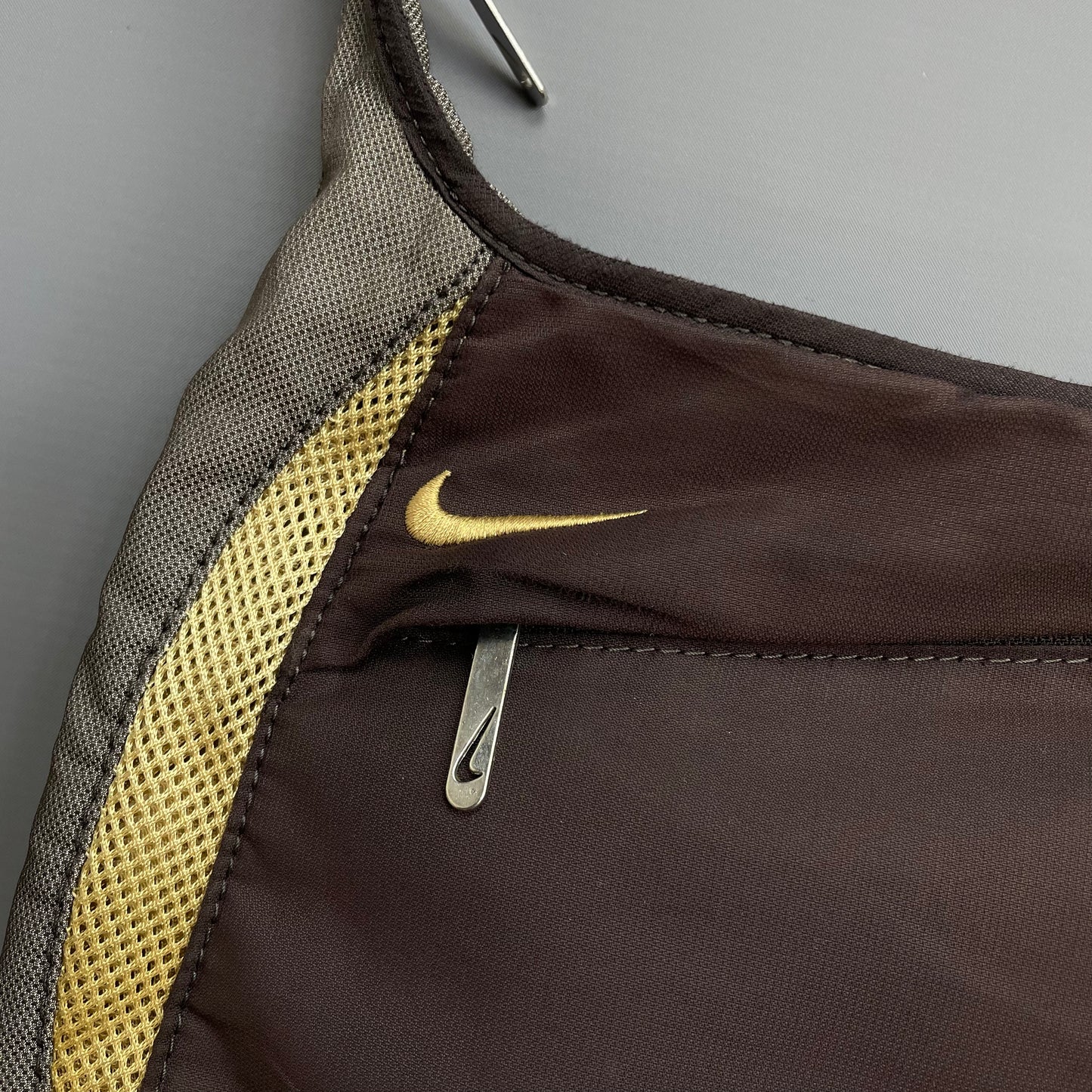 Nike Brown 00s Technical Mesh Side Bag