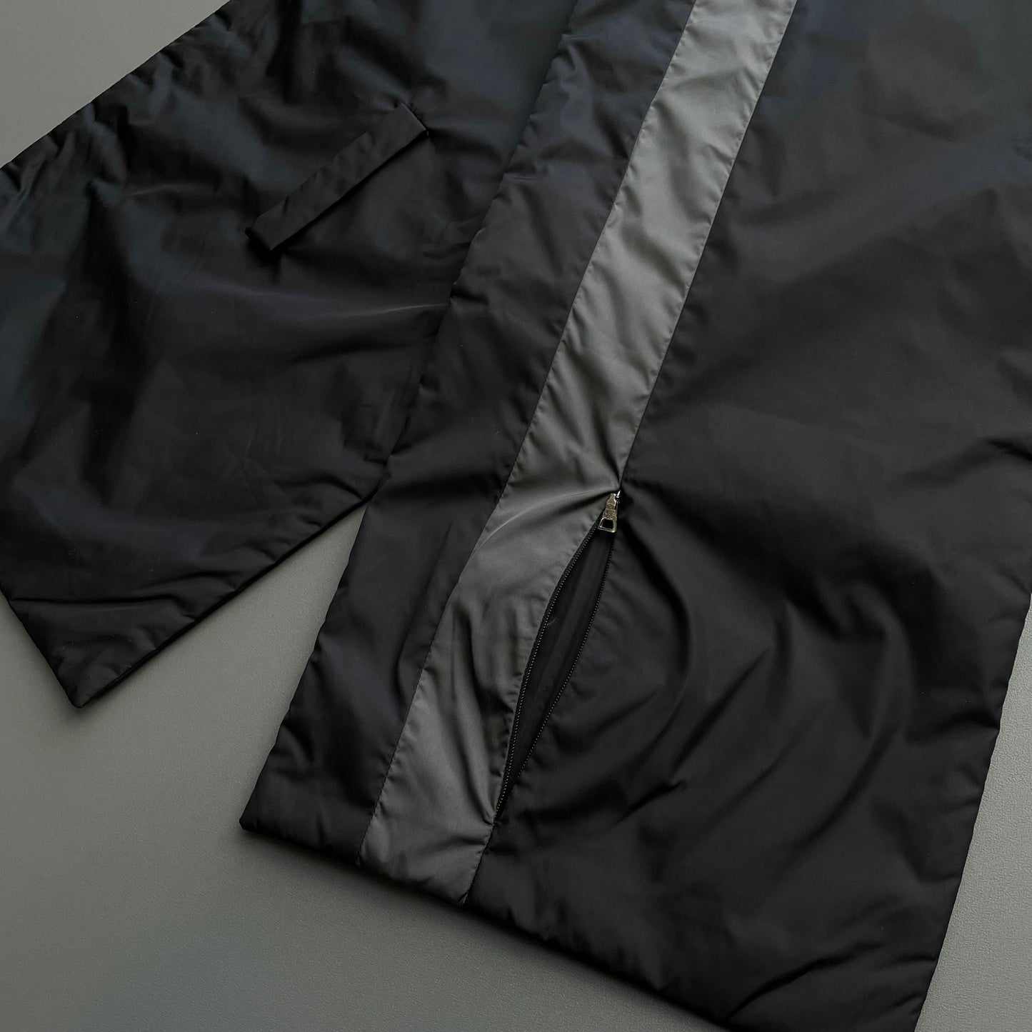 Prada Sport Black & Grey FW99 Nylon Panelled Padded Pocket Scarf