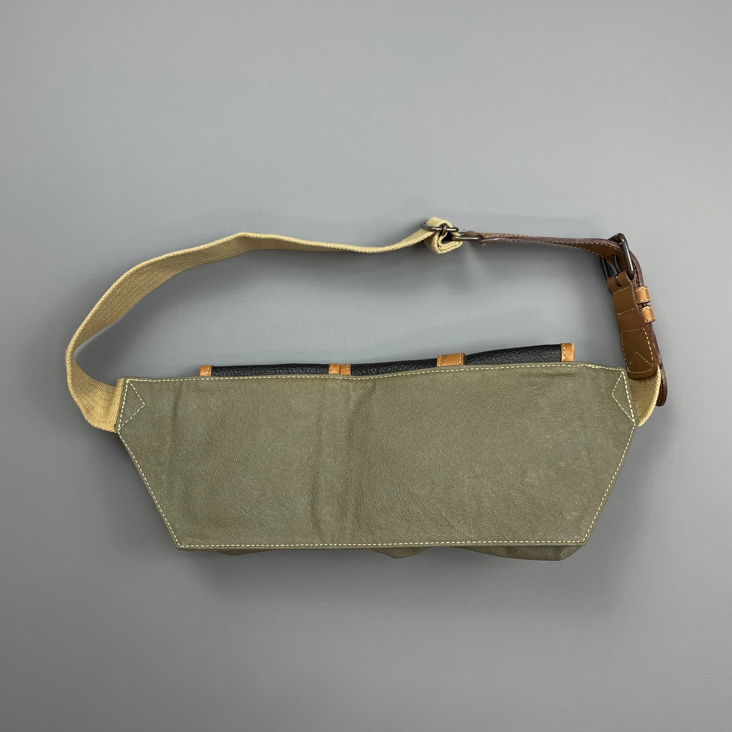C.P. Company Olive 1980s Ideas From Massimo Osti Leather Crossbody Pouch Pocket Bag