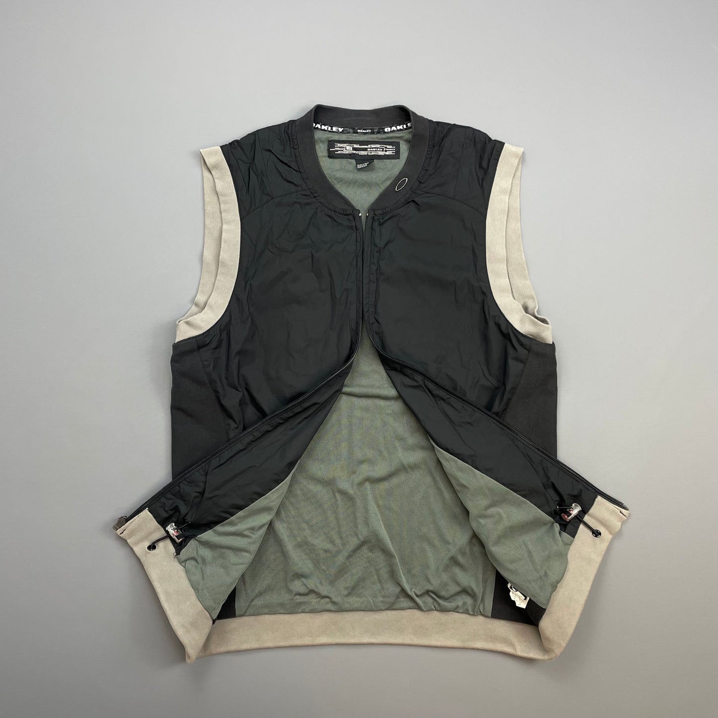 Oakley Software Black/Grey 00s Technical Gilet Vest