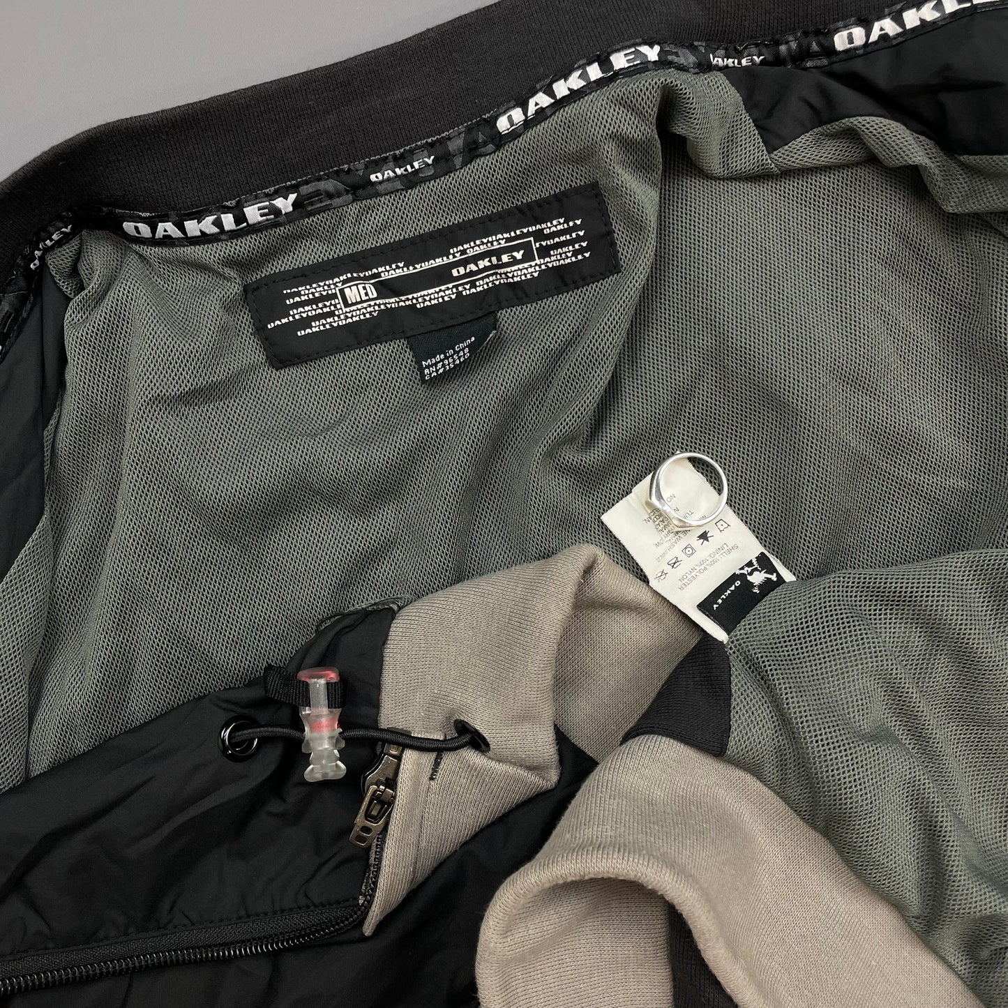 Oakley Software Black/Grey 00s Technical Gilet Vest