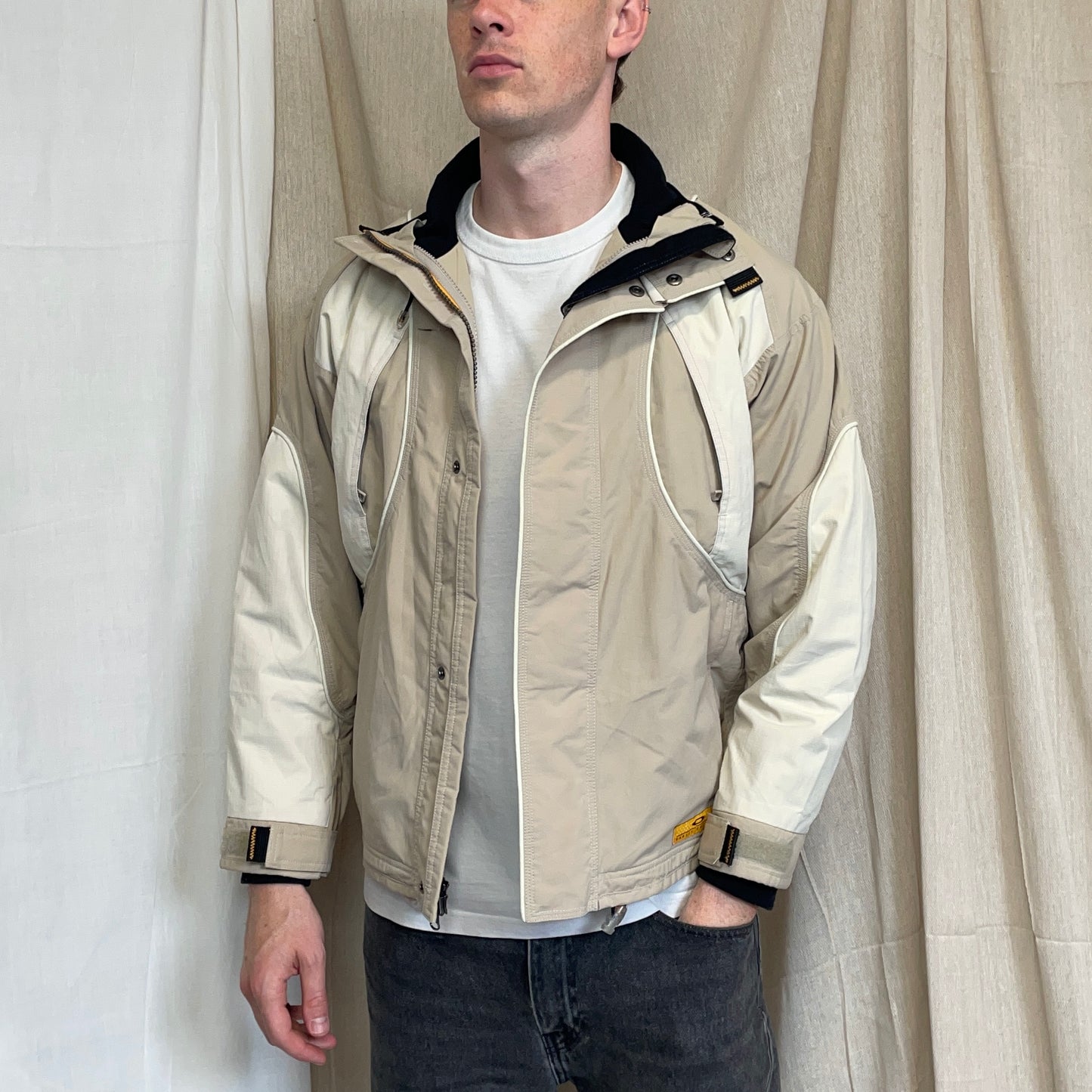 Oakley Software Beige & Cream 00s Multi-Pocket Technical Ski Jacket