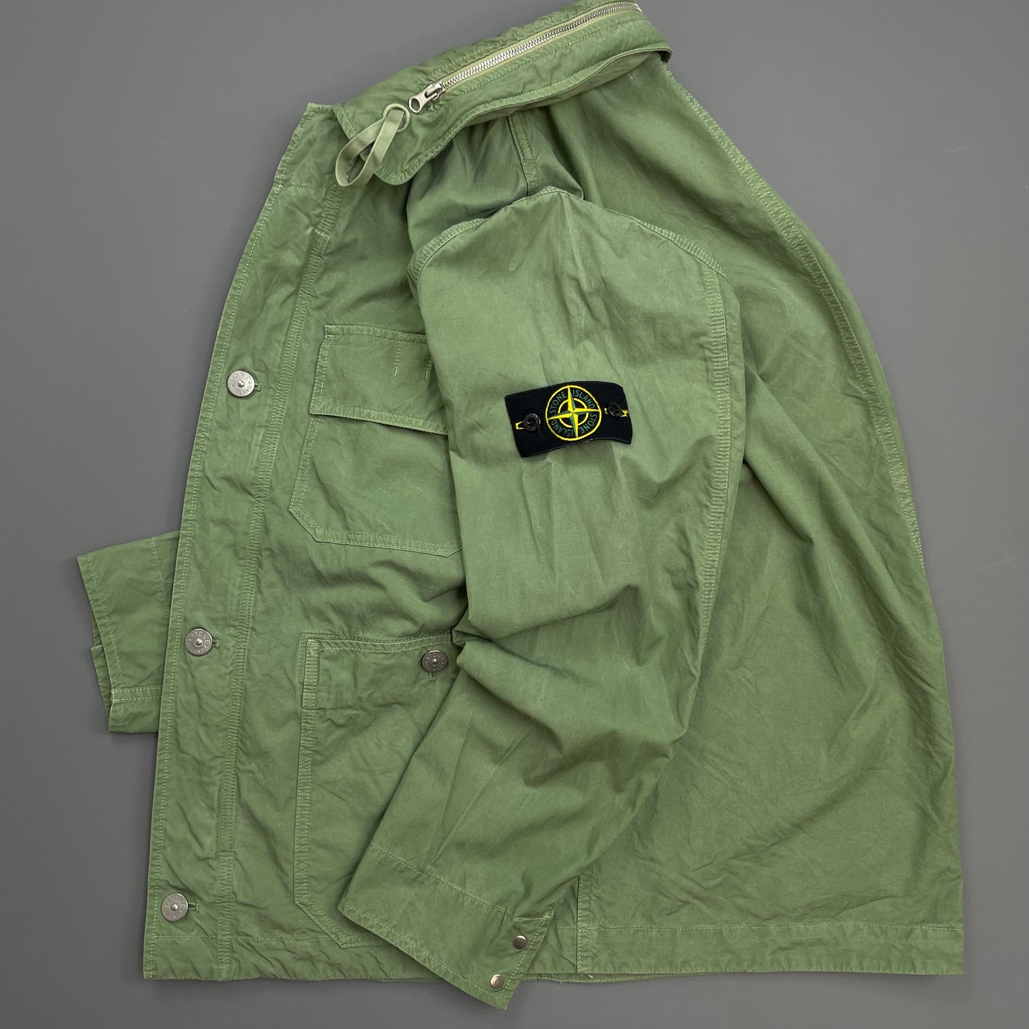 Stone Island Green SS23 Lightweight Cupro Cotton Twill-TC Concealed Hood Chore Jacket