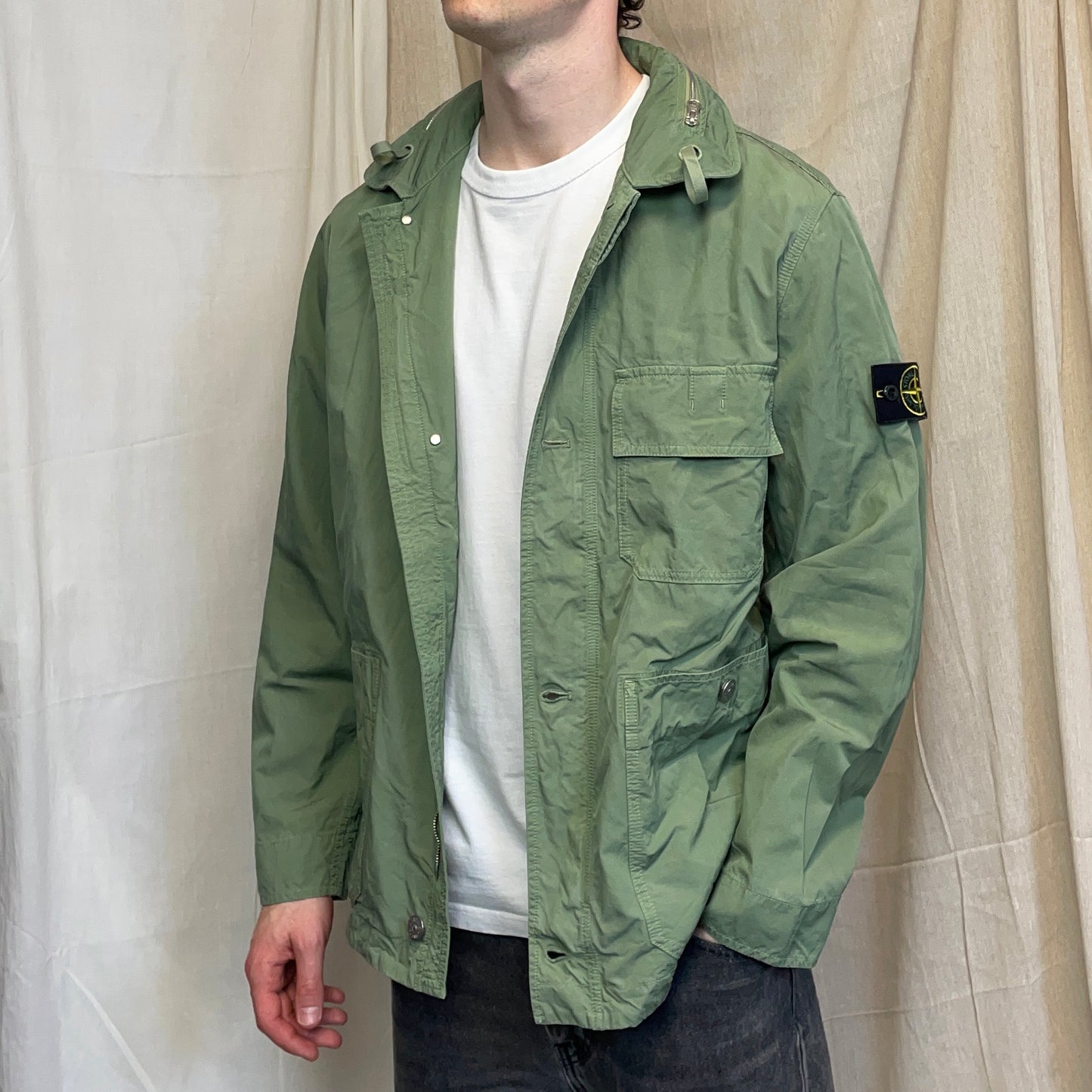 Stone Island Green SS23 Lightweight Cupro Cotton Twill-TC Concealed Hood Chore Jacket