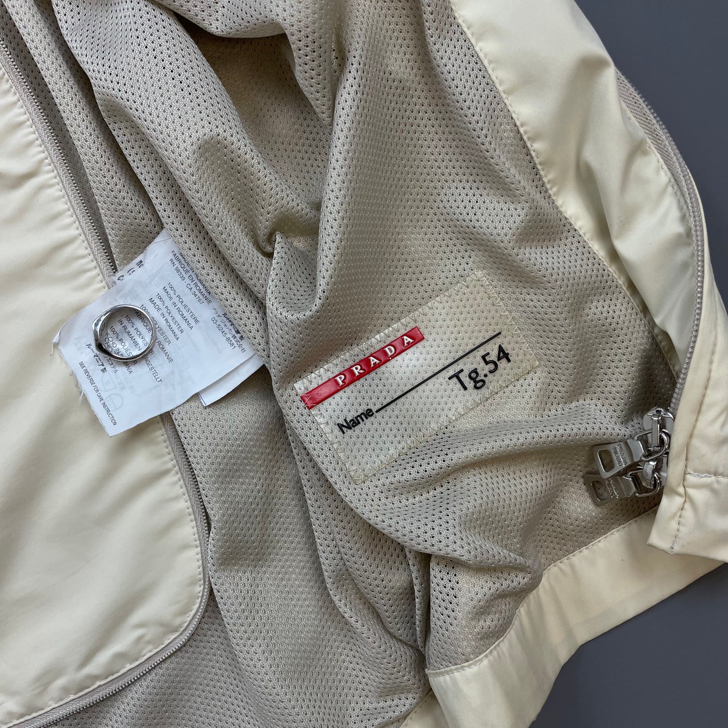 Prada Sport Cream 00s Packable Detachable Hood Windbreaker Jacket
